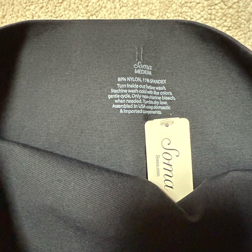 NWT Soma Black Slimming Legging - Size: Medium - Picture 4 of 5